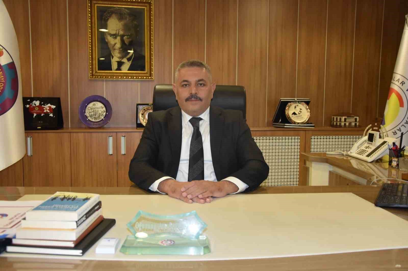 Başkan Sadıkoğlu: "Süre uzatımı önemli ancak iş yerlerinin teslimine kadar sürmesi gerekli"