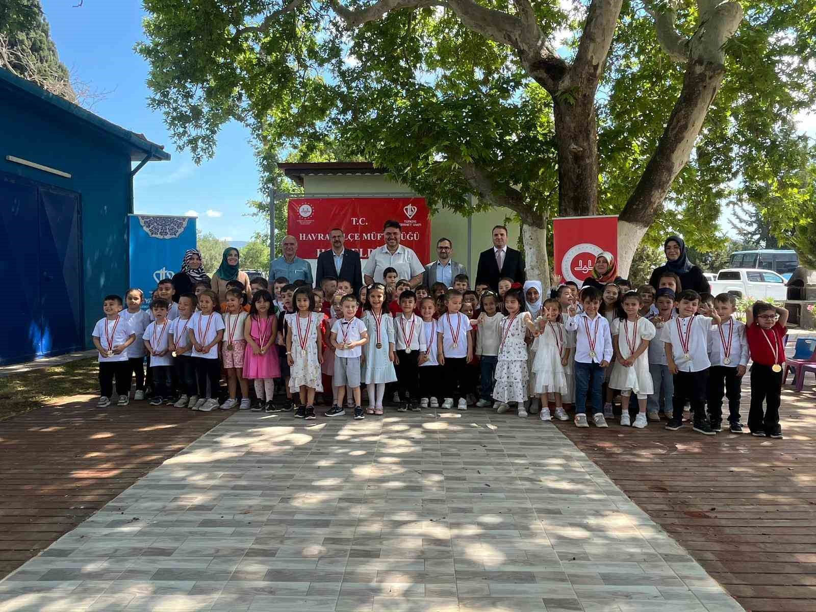 Havran&rsquo;da 4-6 yaş Kur&rsquo;an kursları yıl sonu etkinliği d&uuml;zenlendi
