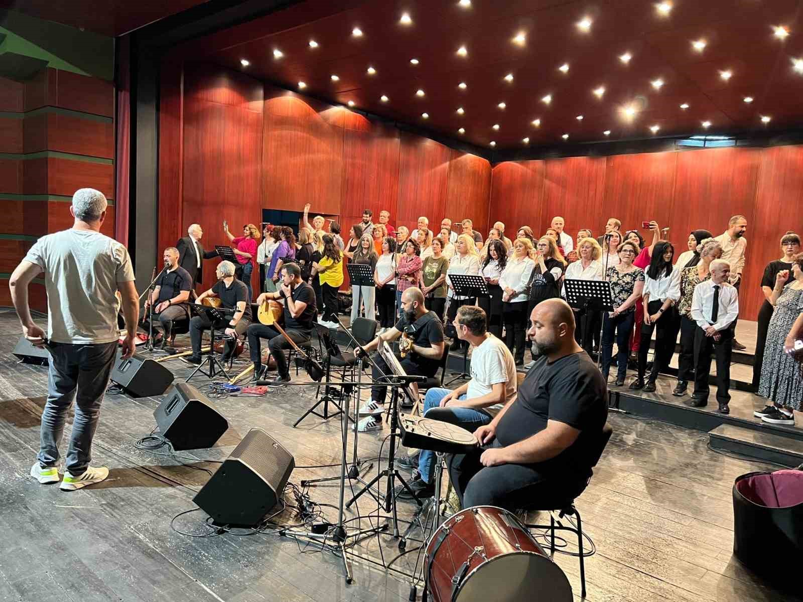 ‘Neşet Ertaş Türküleri’ konser programı