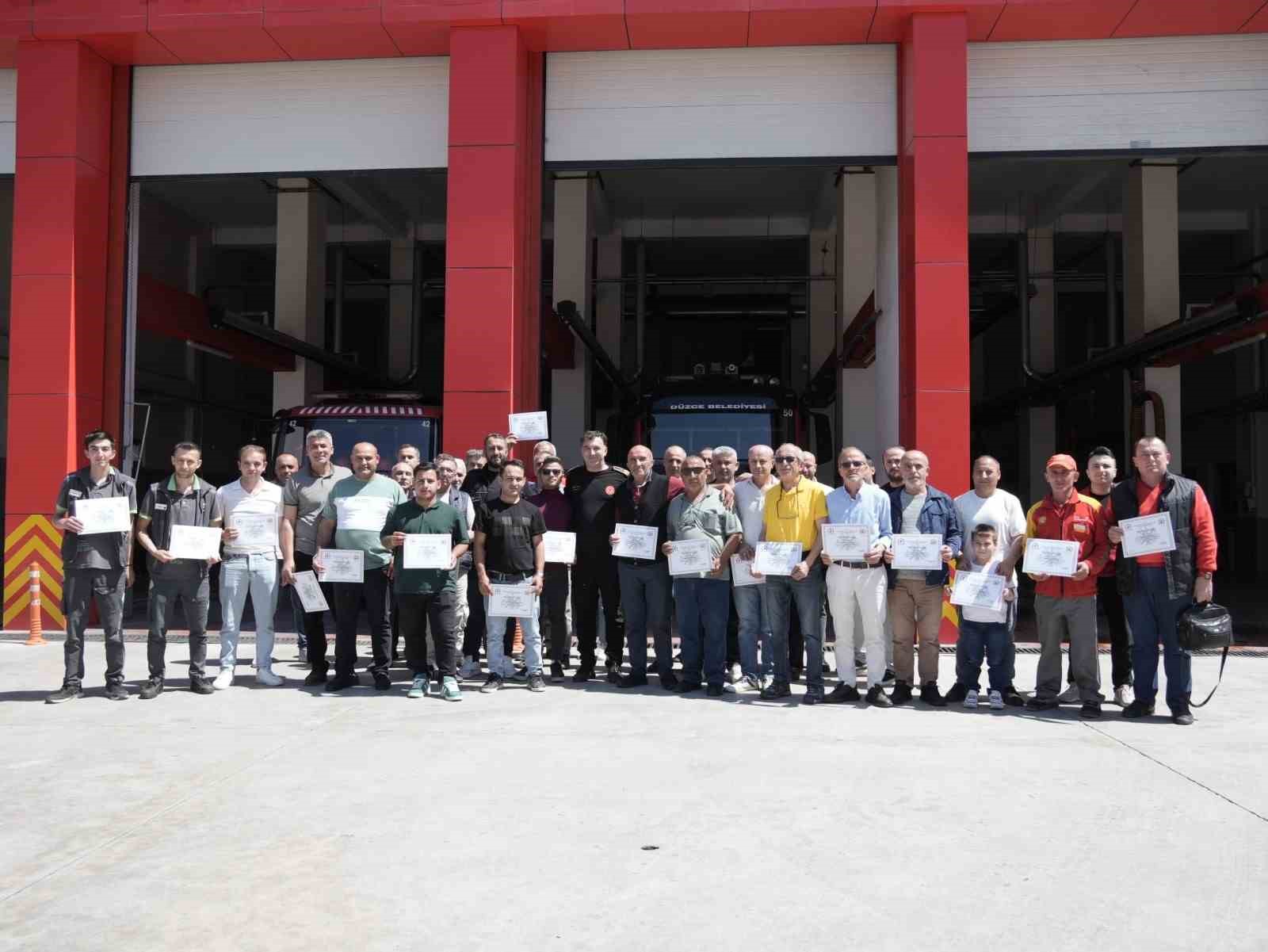 Düzce’de akaryakıt istasyonu çalışanlarına yangın eğitimi