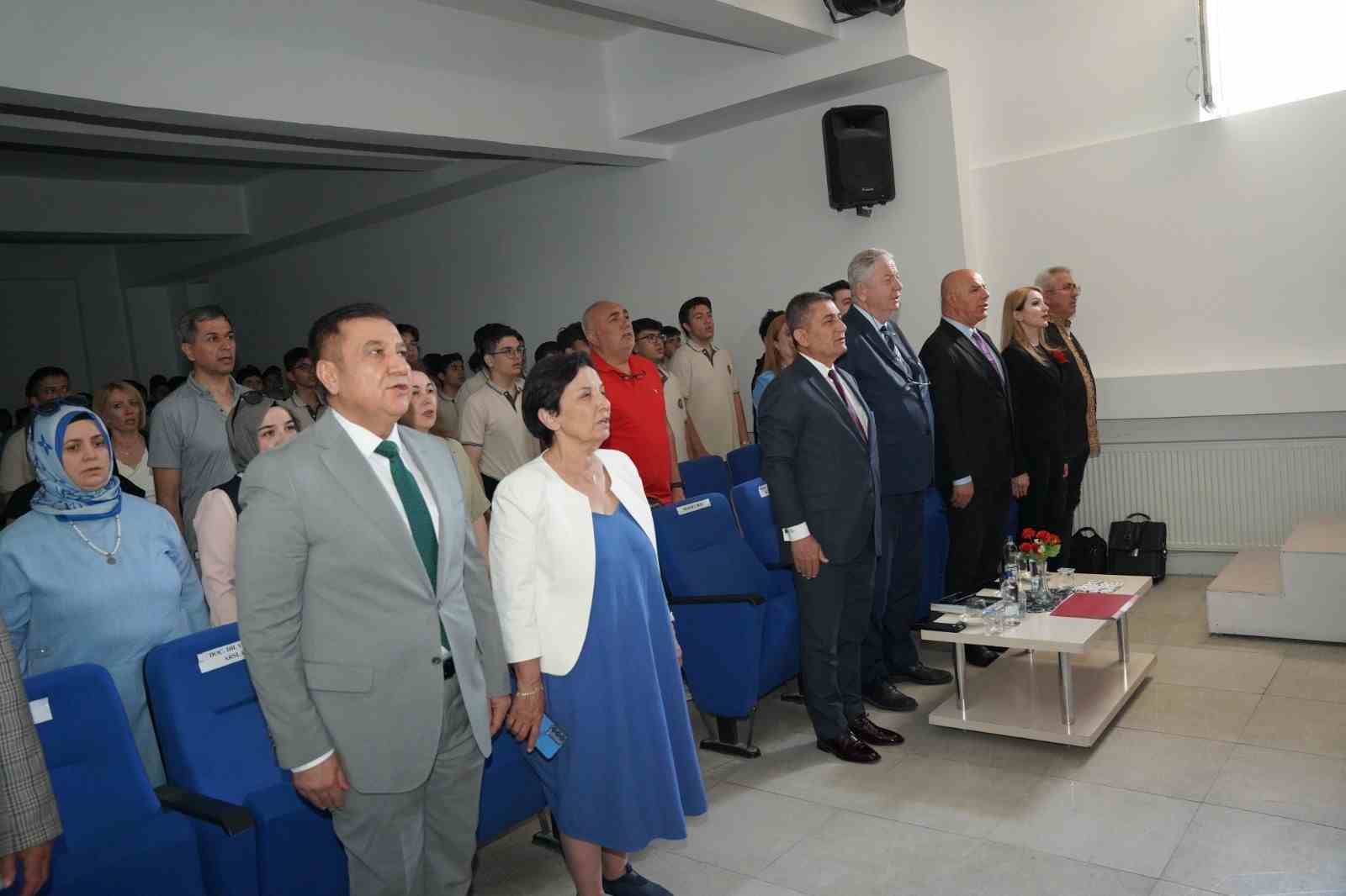 Başkent’te ‘Okul Aidiyeti Bağlamında Bağımlılıklar’ konulu panel

