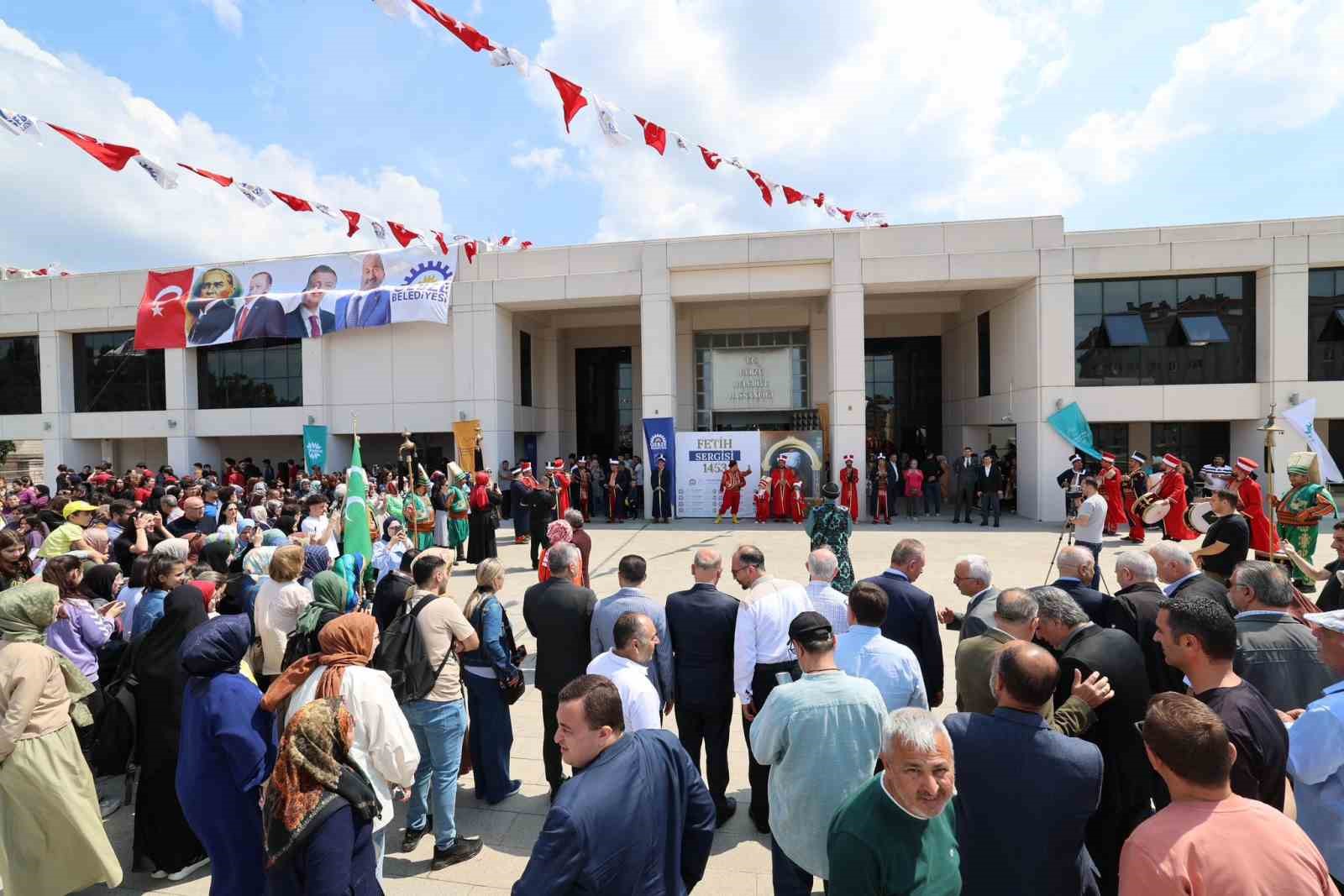 "Fetih Sergisi" Gebze’de açıldı
