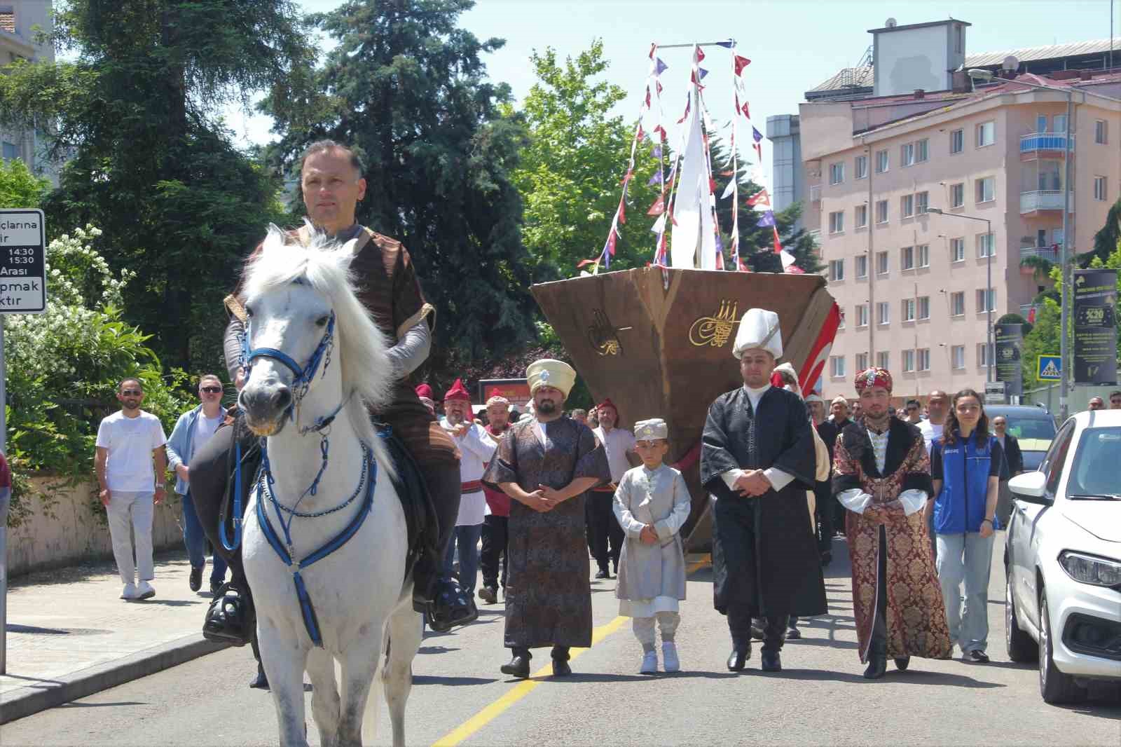 Fethin 572’nci yıl dönümü, karadan gemi yürütülerek canlandırıldı