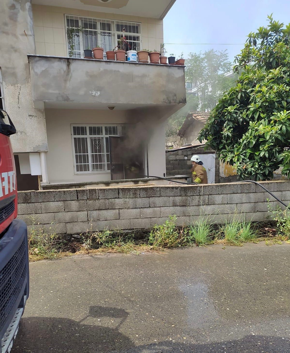 Dörtyol’da ev yangını