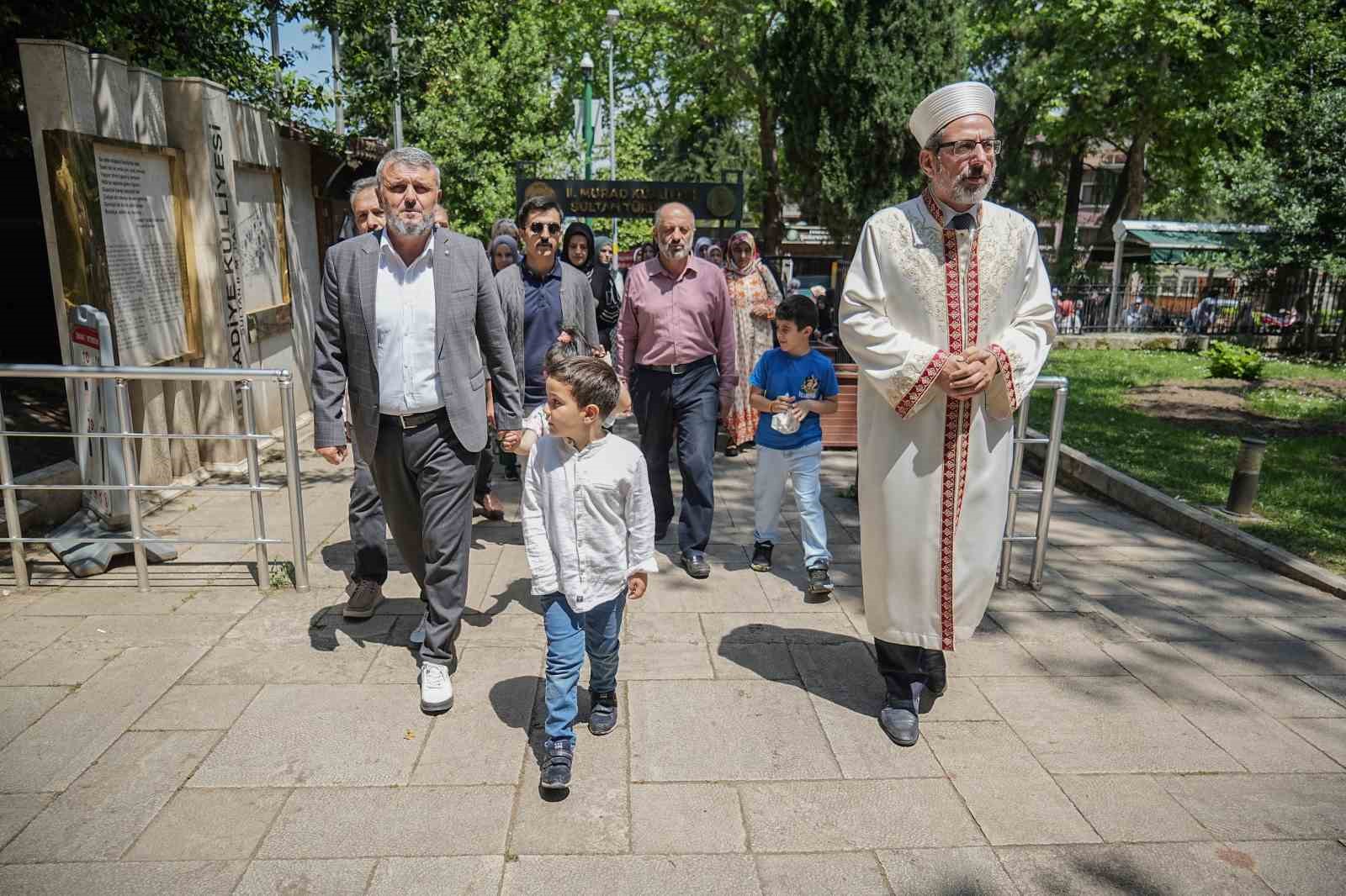 İstanbul&rsquo;un fetih ruhu &ccedil;ocuklara aşılandı
