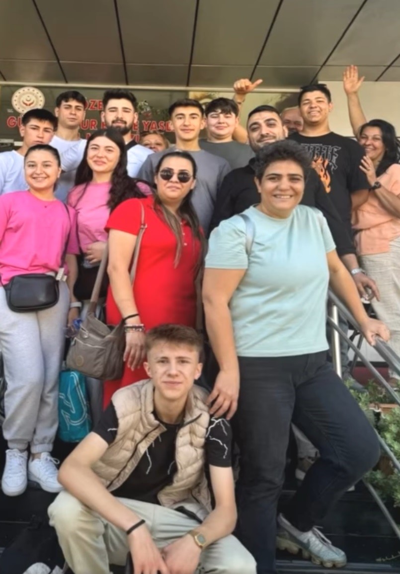 K&ouml;şk MTAL &ouml;ğrencileri, huzurevi sakinleri ile bir araya geldi
