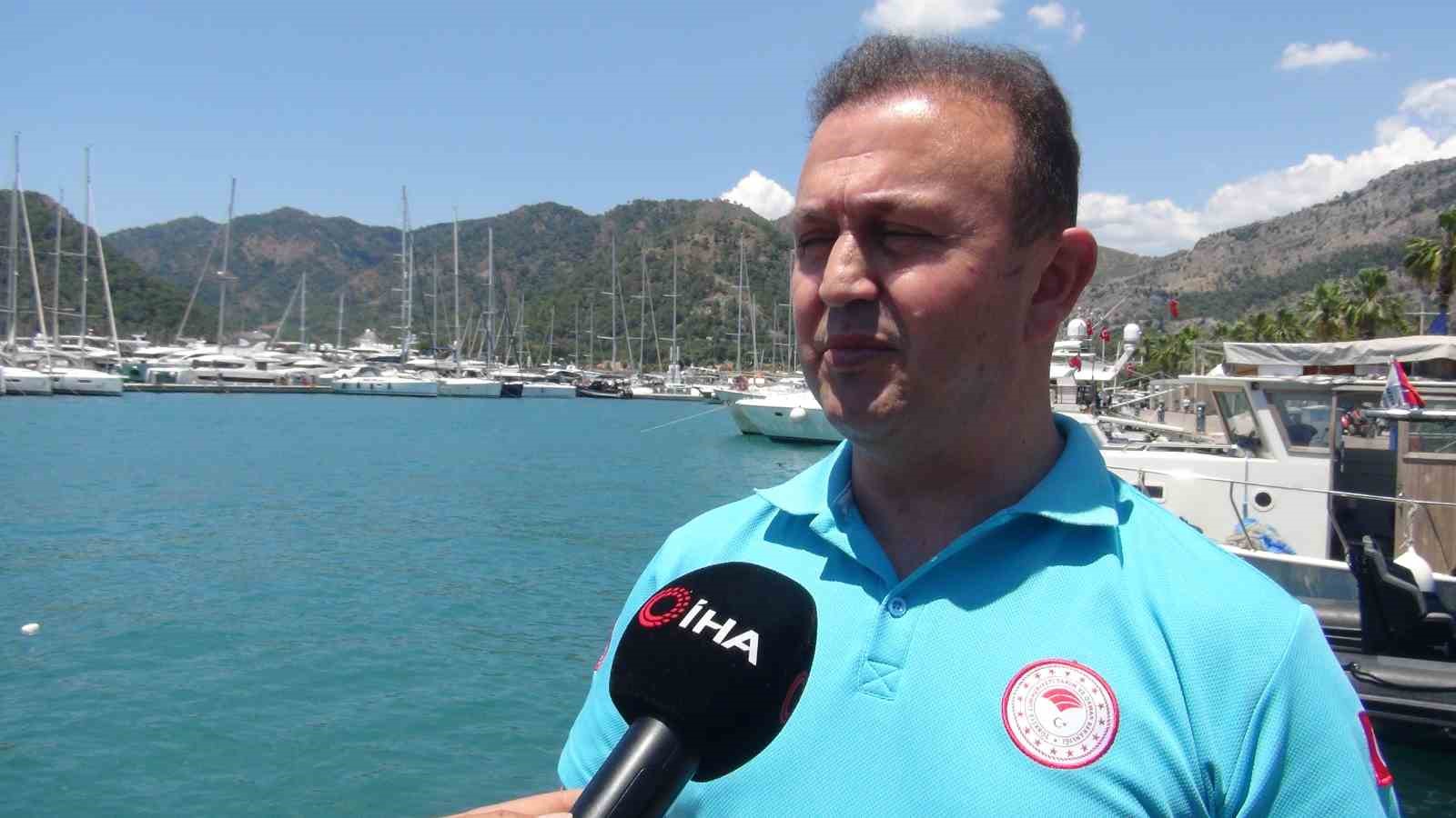 D&uuml;nya &Ccedil;evre G&uuml;n&uuml;nde deniz dibinden 2 saatte 20 ton &ccedil;&ouml;p toplandı
