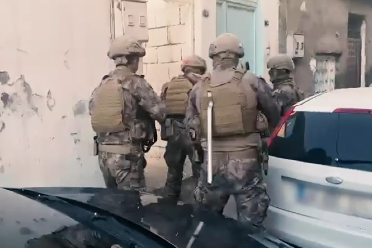 Gaziantep’te kurşunlama-kundaklama şüphelilerine dev operasyon: 8 gözaltı