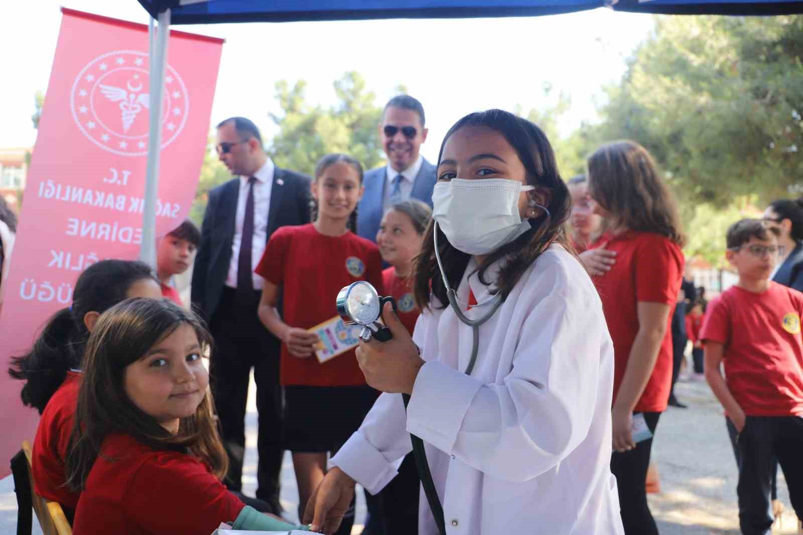 Edirne&rsquo;de miniklere sağlık bilinci aşılandı
