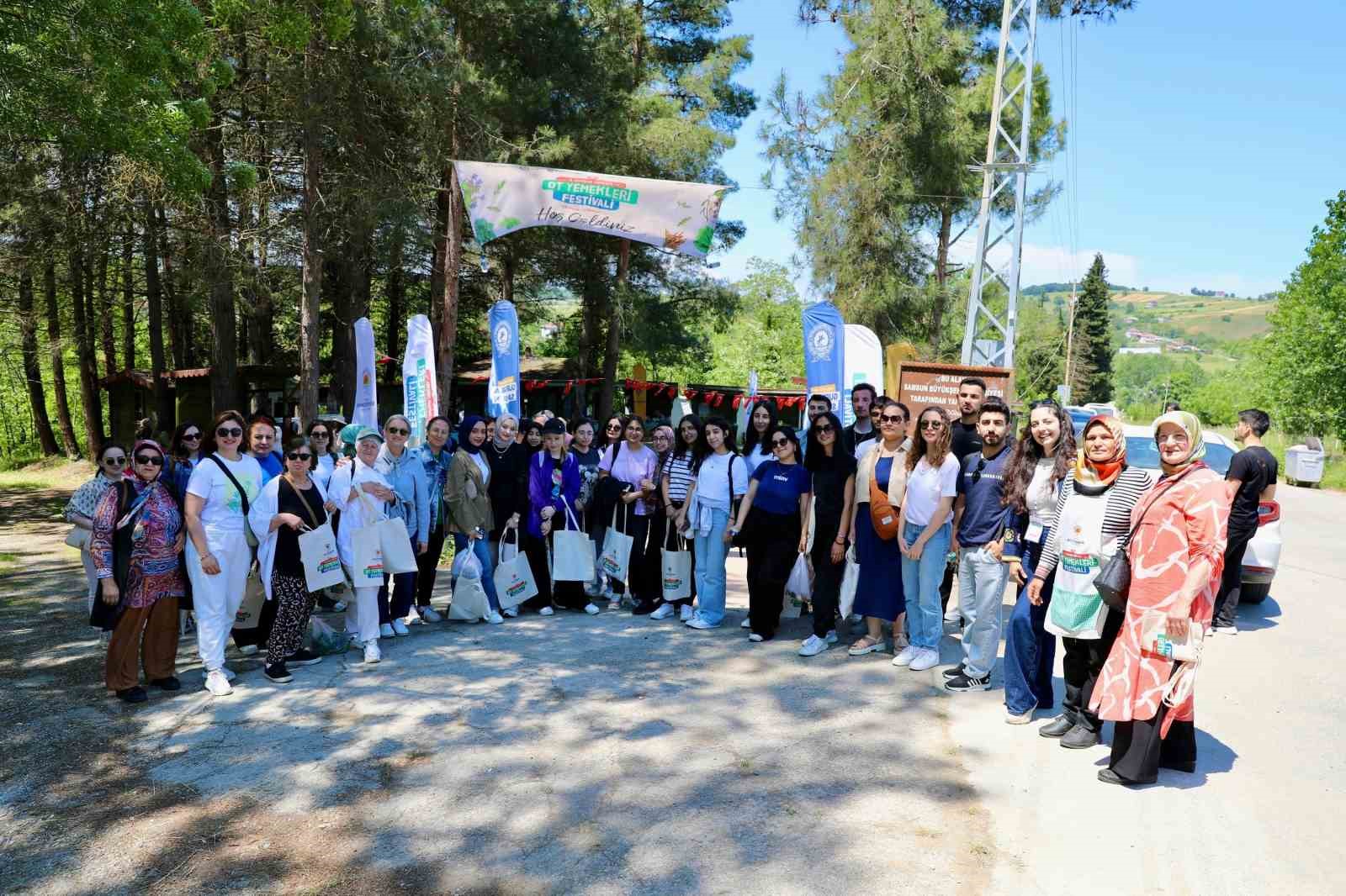 Samsun’da Ot Yemekleri Festivali başladı: Bin 800 farklı ot ve eşsiz tatlar ziyaretçileri bekliyor
