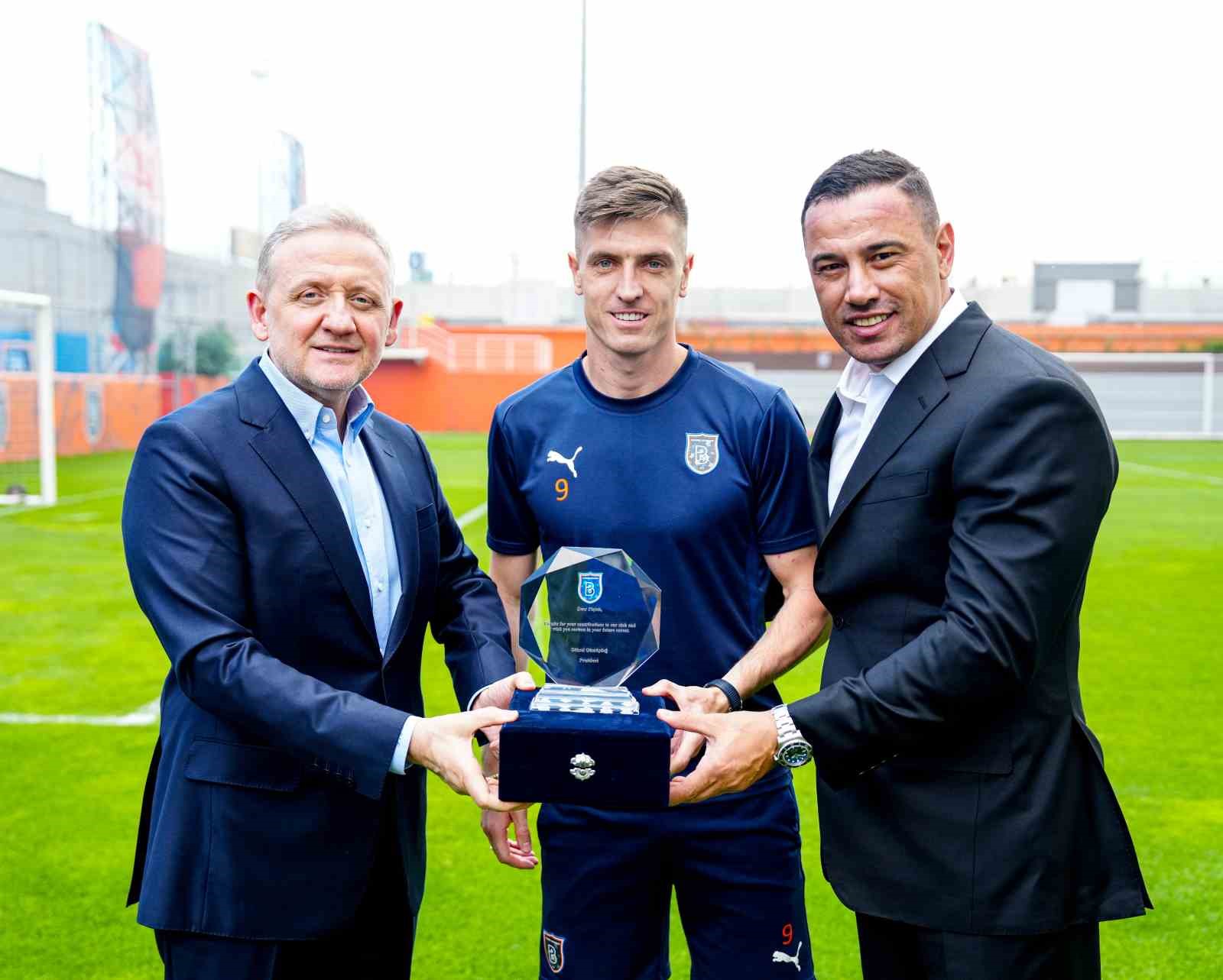 RAMS Başakşehir’de sezona veda yemeği düzenlendi