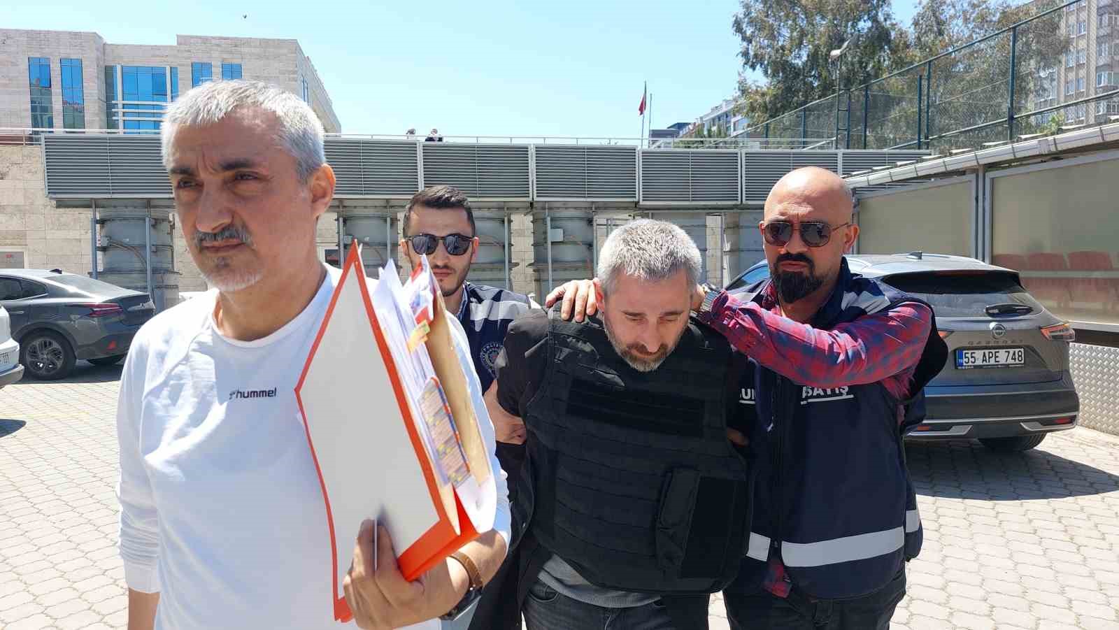 Berber koltuğunda kardeşini vuran ağabeyin ifadesi ortaya &ccedil;ıktı: "Beni vurabileceği endişesi ile ateş ettim"
