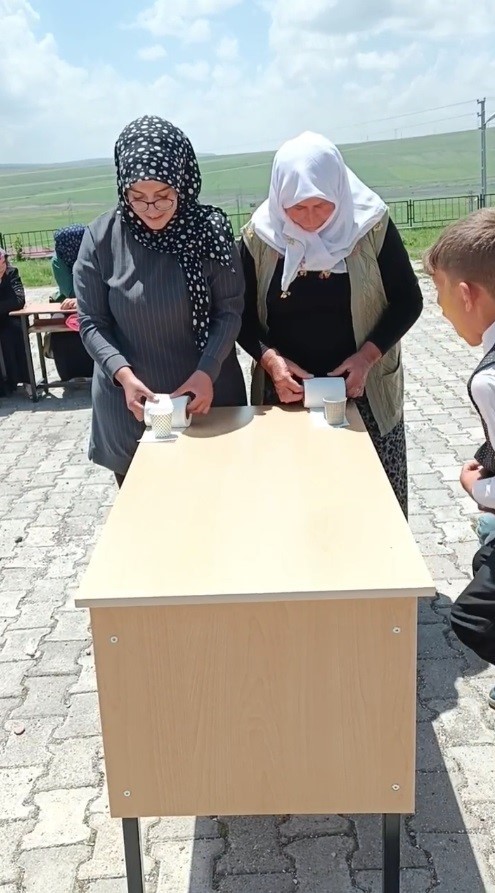 Kars’ta 2025 Aile Yılı ve Maarif Modeli Ebeveyn Okulu eğitimi