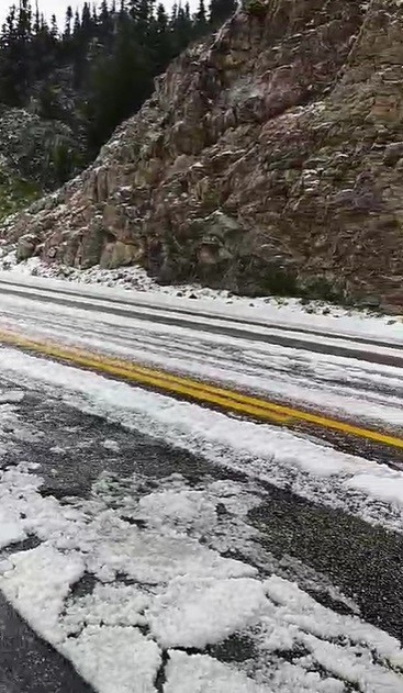 Konya-Antalya karayolunda dolu yağışı etkili oldu
