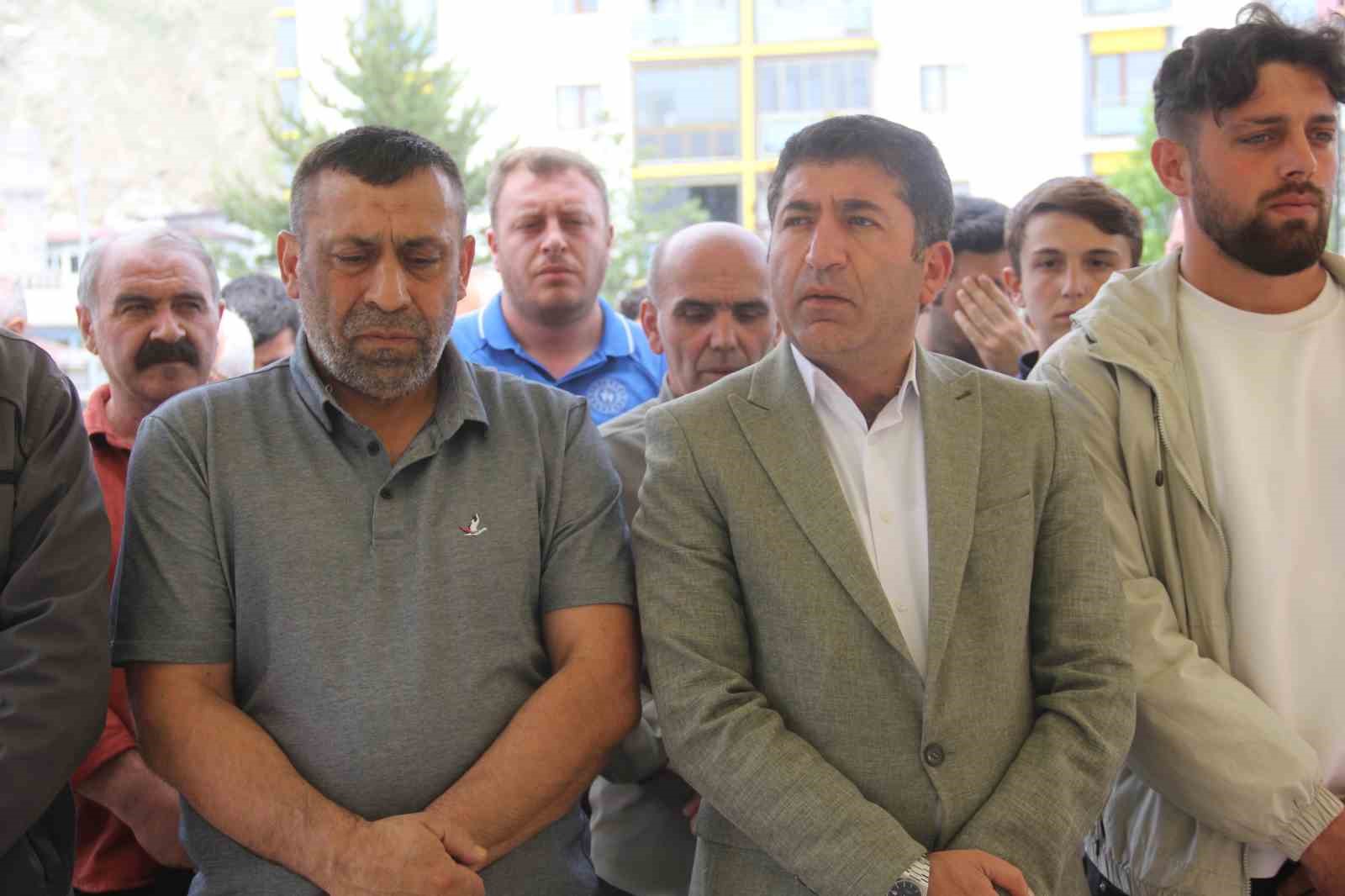 Sivas&rsquo;ta rahatsızlanan ilkokul &ouml;ğrencisi hayatını kaybetti
