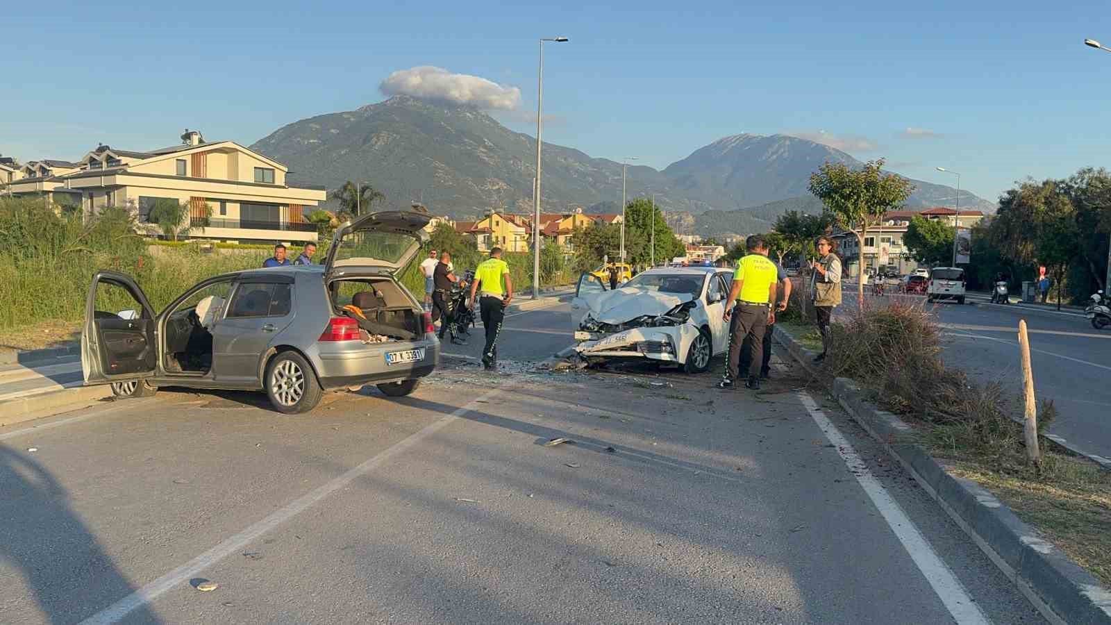Fethiye&rsquo;de trafik kazası: 1 &ouml;l&uuml;, 3 yaralı
