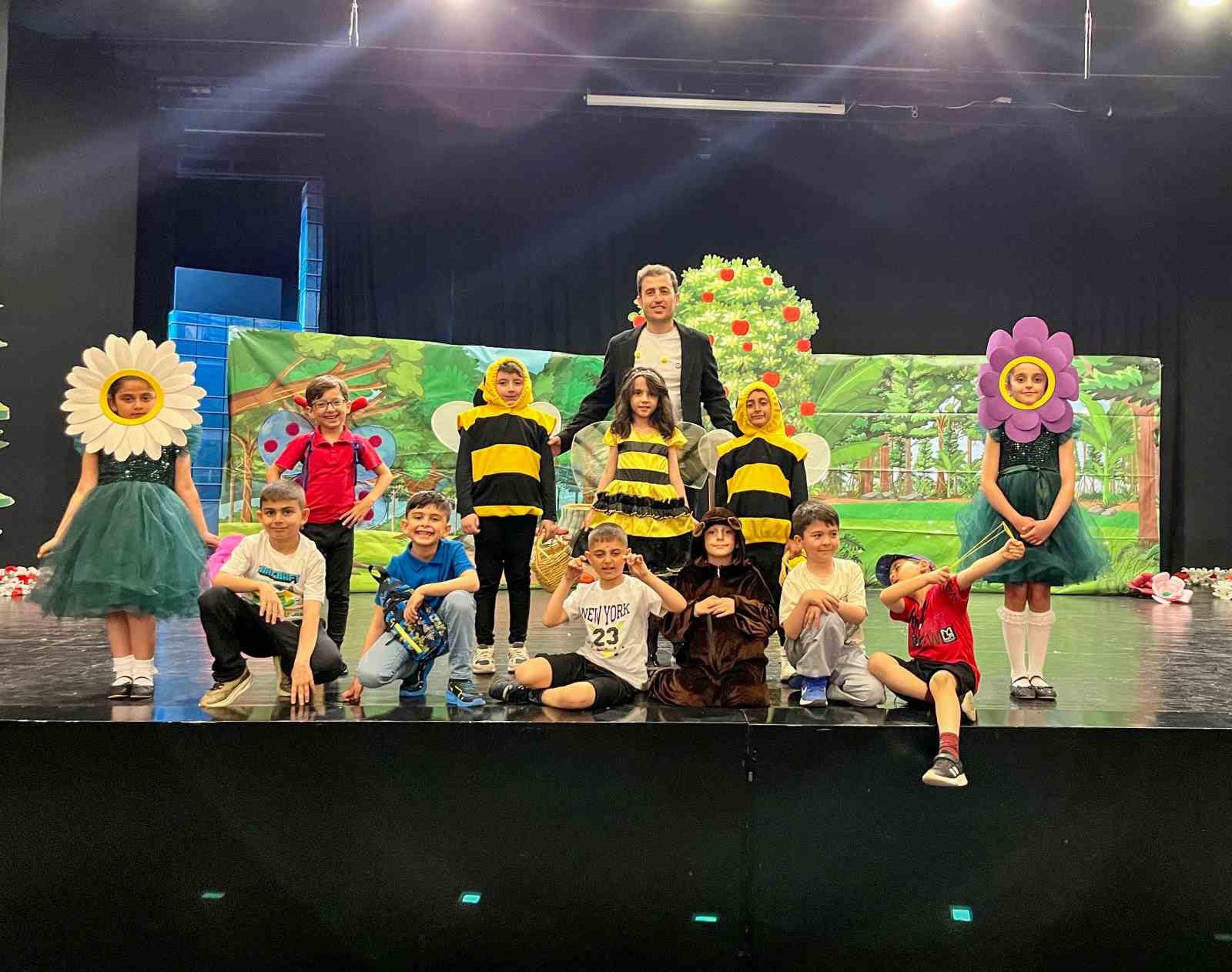 Miniklerden b&uuml;y&uuml;k mesaj: "Doğayı korumak hepimizin g&ouml;revi"
