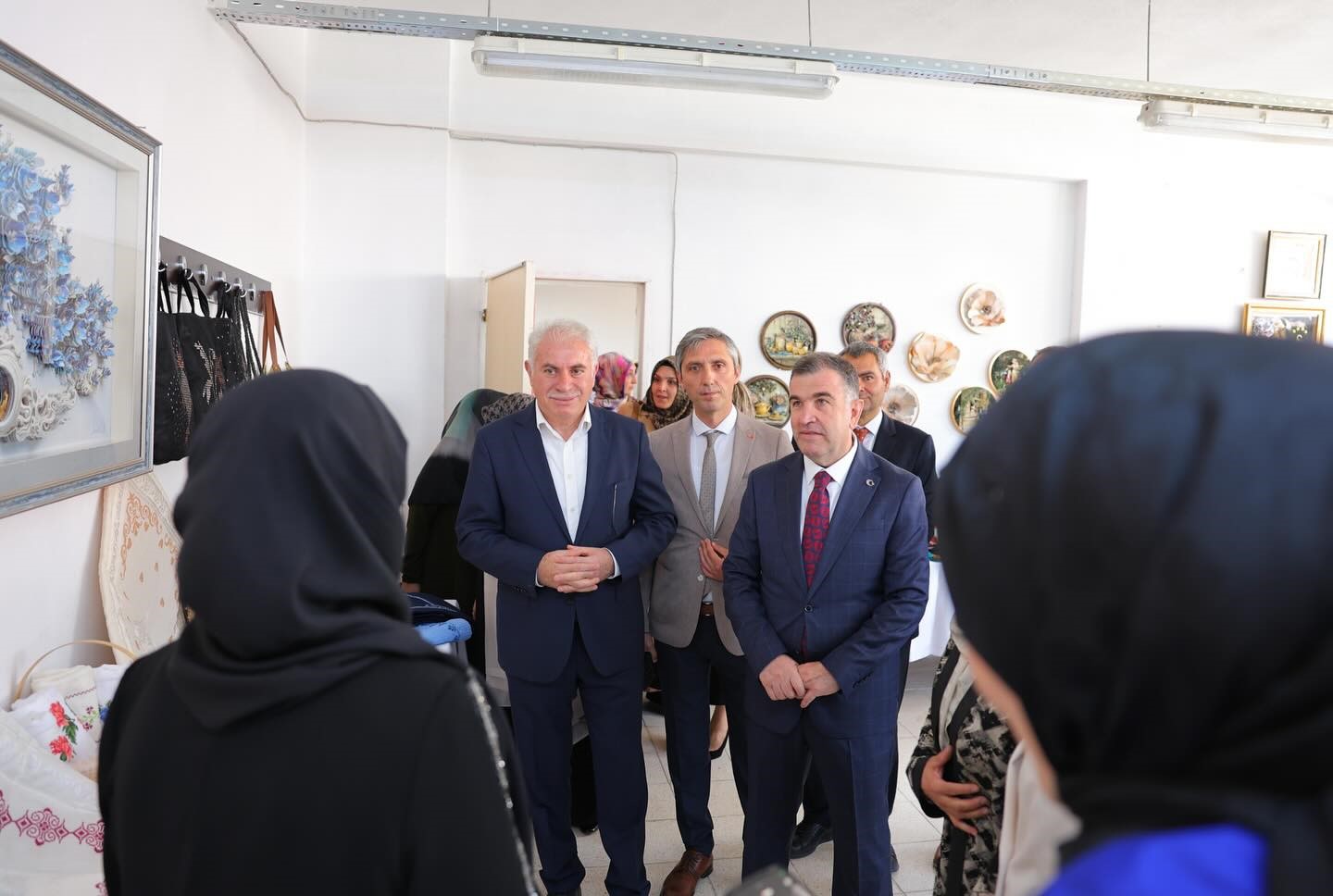 Hayat Boyu &Ouml;ğrenme Haftası etkinlikleri el sanatları sergisiyle sona erdi
