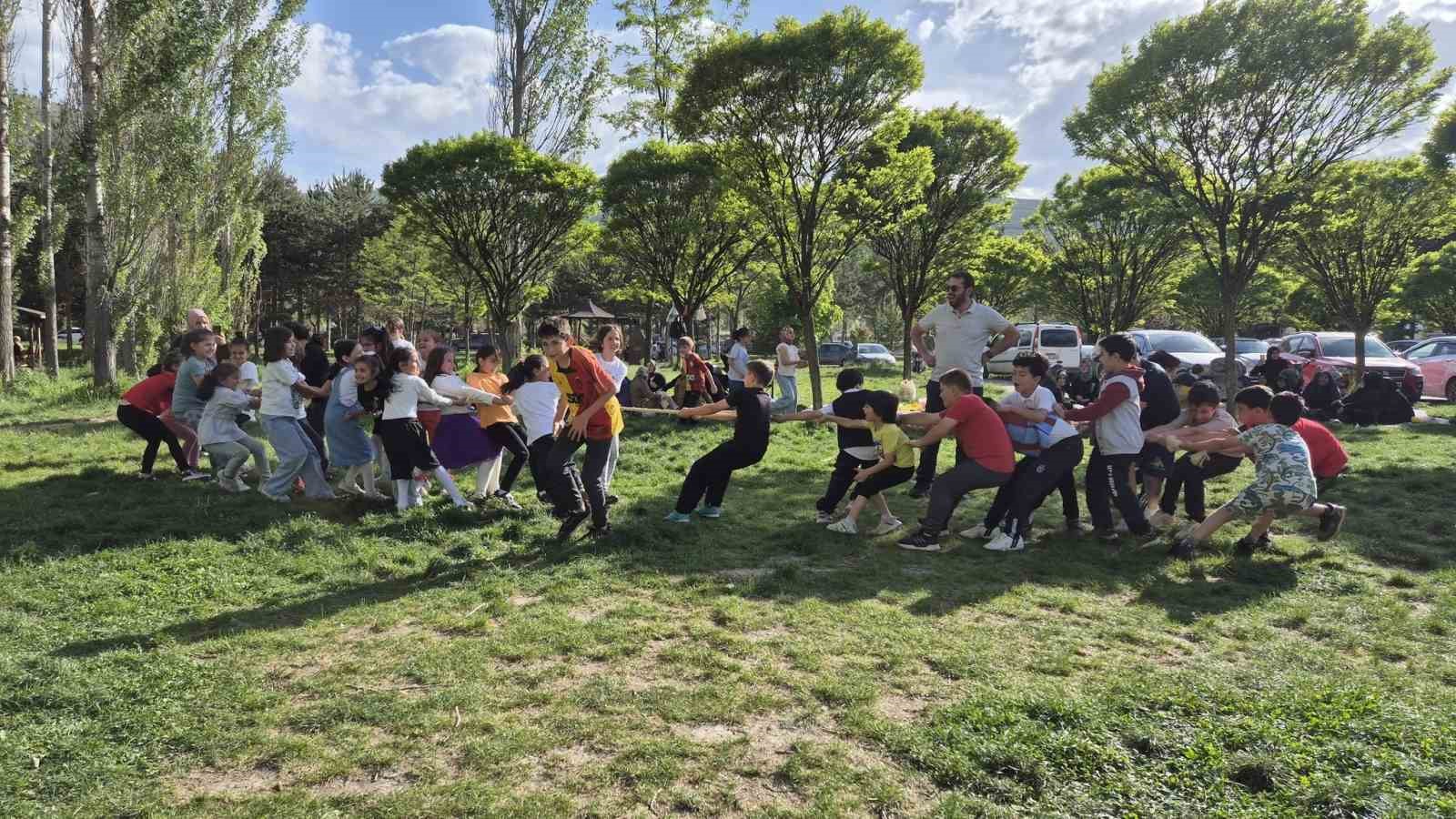 Bayburt’ta yıl sonu şenlikleri devam ediyor