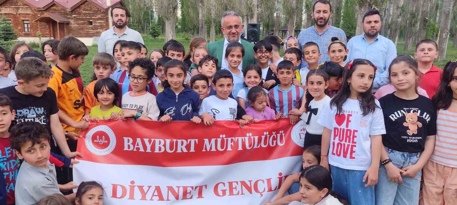Bayburt’ta yıl sonu şenlikleri devam ediyor

