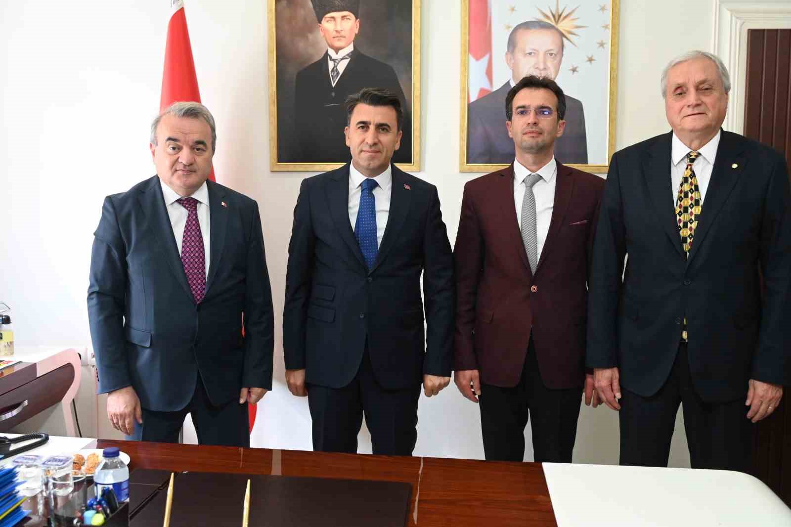 Vali Ayg&ouml;l&rsquo;den Boz&uuml;y&uuml;k&rsquo;e veda ziyareti
