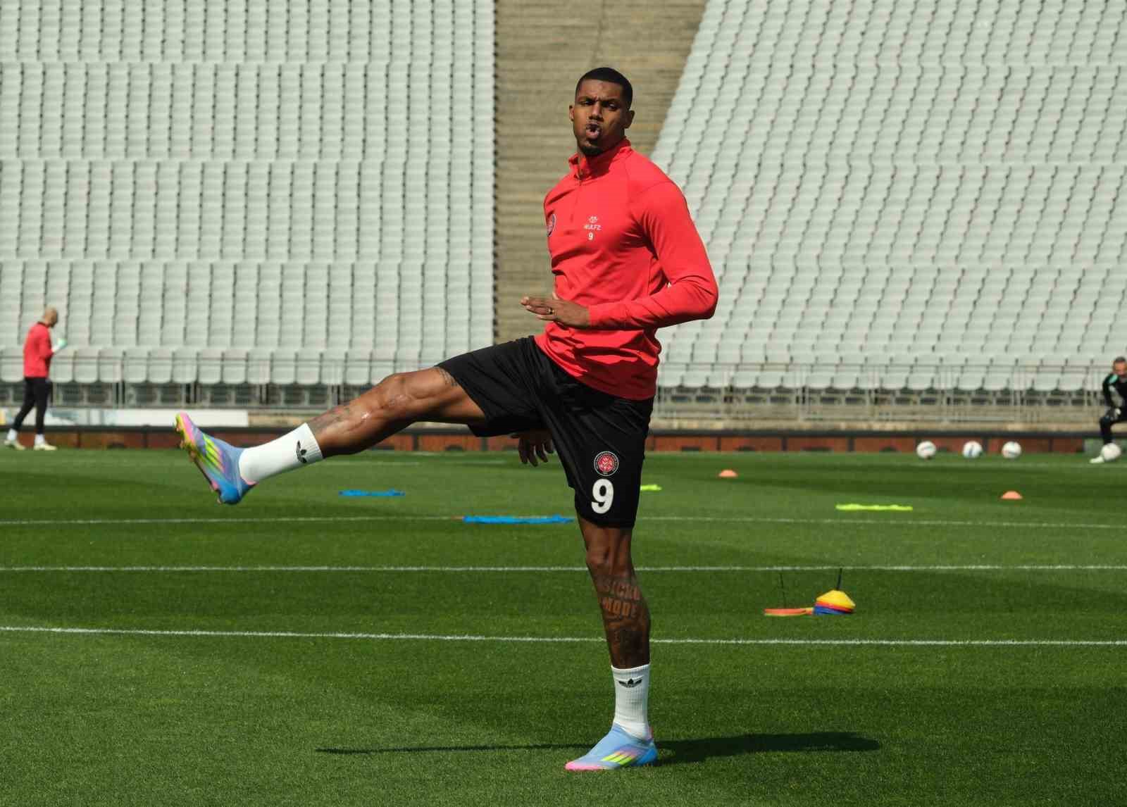 Fatih Karagümrük’te Wesley, performansıyla ön plana çıktı