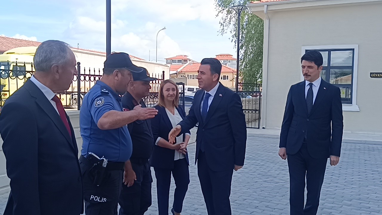 Vali Aygöl, veda turlarına Pazaryeri’nden başladı
