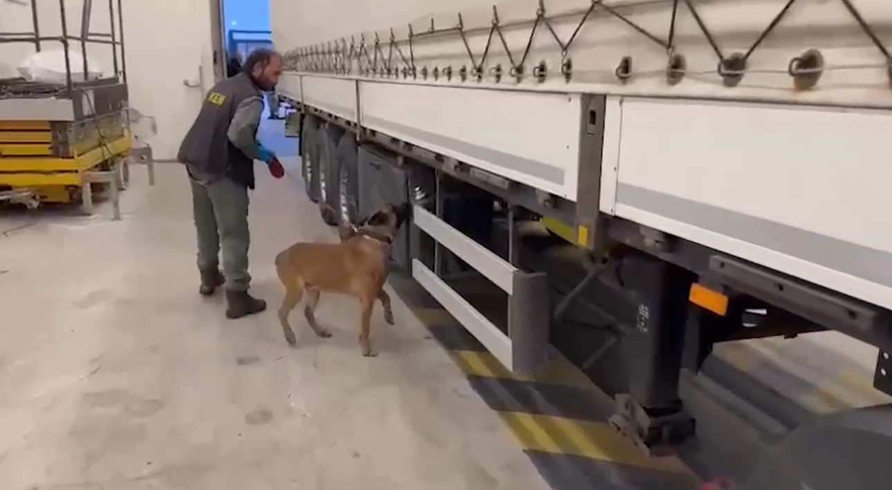 Kapıkule&rsquo;de tarihi eser operasyonunda 12 bin 770 par&ccedil;a ele ge&ccedil;irildi
