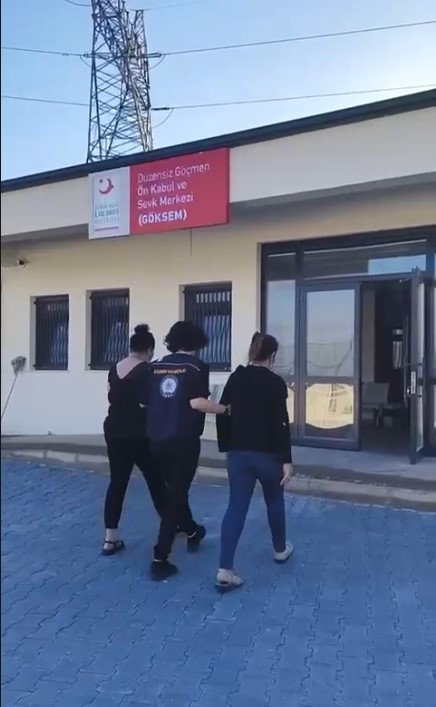 Balıkesir’de fuhşa darbe: 3 tutuklama