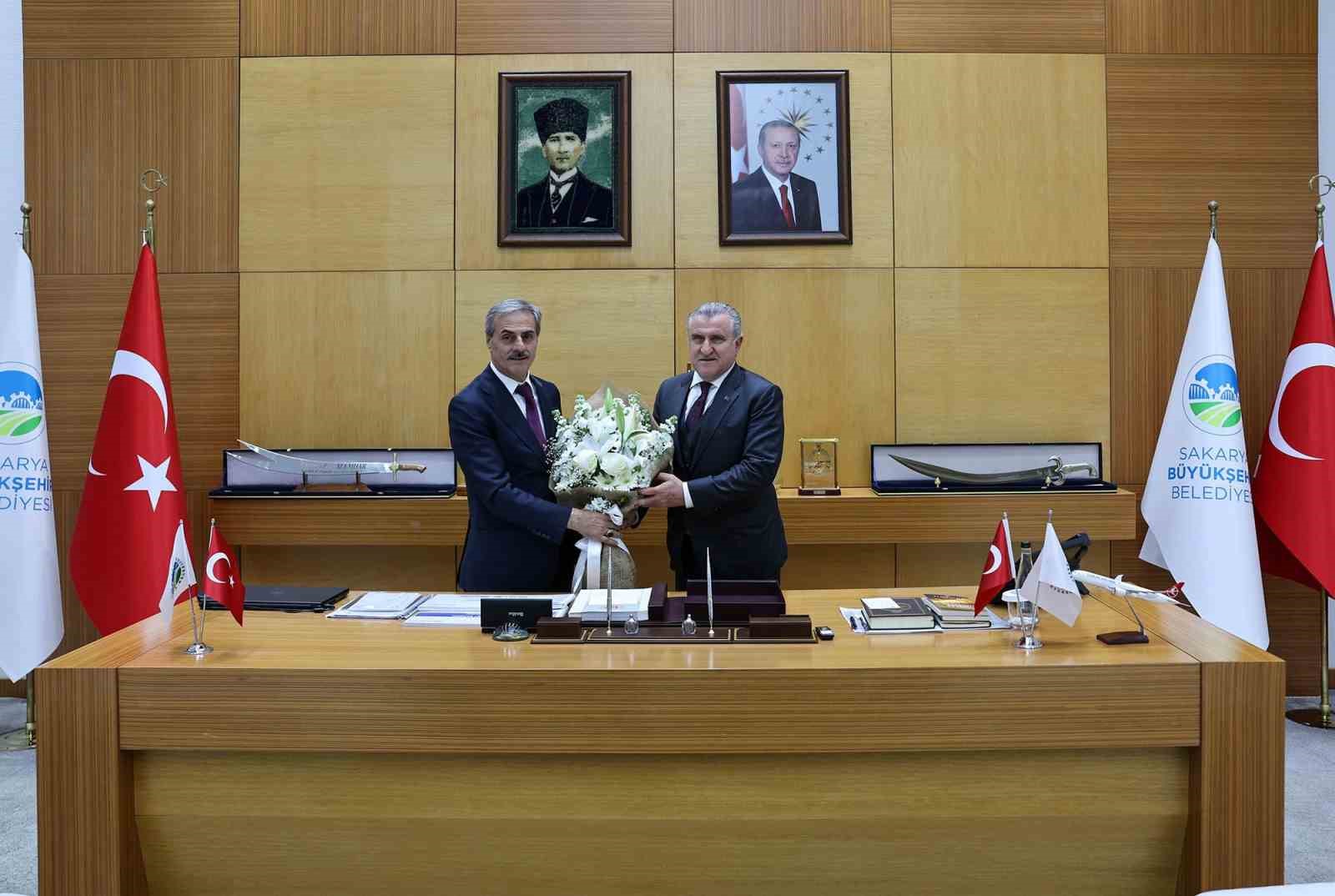 Bakan Osman Aşkın Bak’tan bin 600 kişi kapasiteli yeni öğrenci yurdu müjdesi