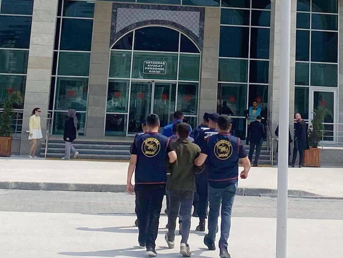 Kütahya’da 4 kablo hırsızı suçüstü yakalandı