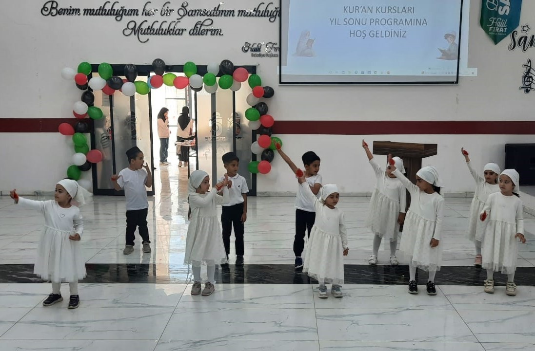 Samsat’ta Kur’an Kursu öğrencileri yılsonu programı düzenledi