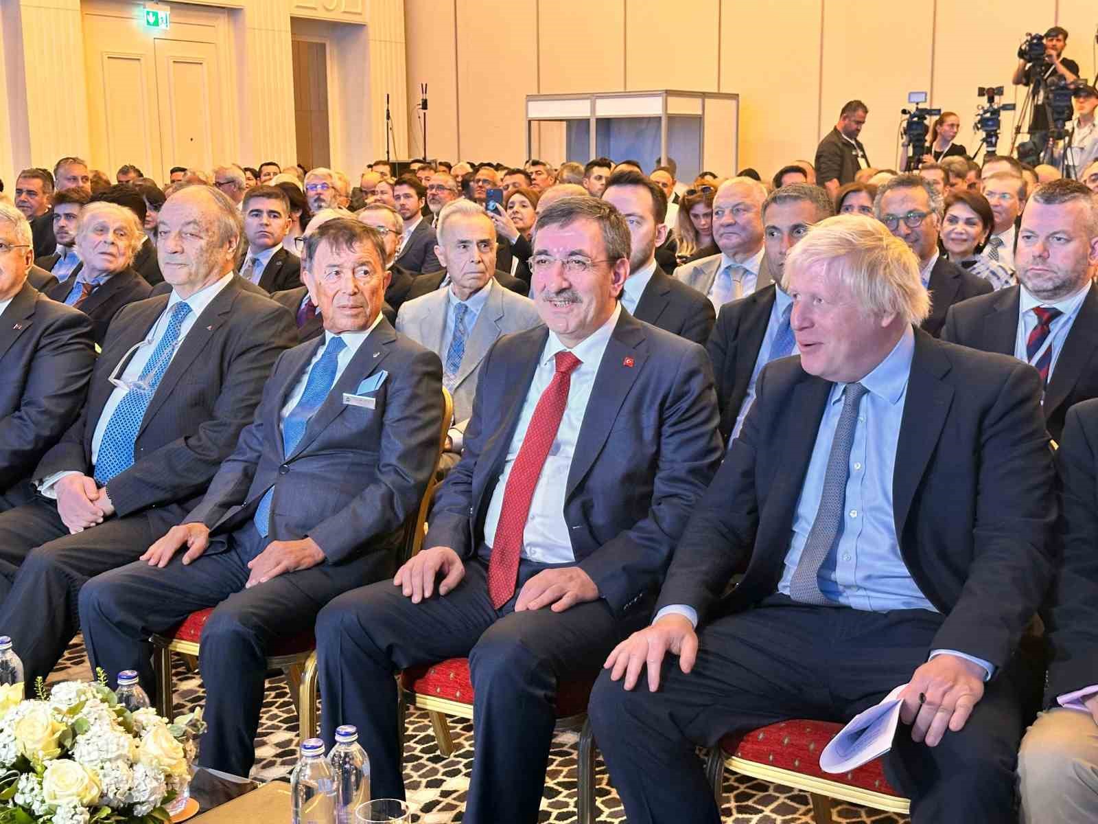 Cumhurbaşkanı Yardımcısı Yılmaz: &lsquo;&lsquo;Kararlılıkla uyguladığımız ekonomi programı başarılı sonu&ccedil;lar &uuml;retmekte&rsquo;&rsquo;
