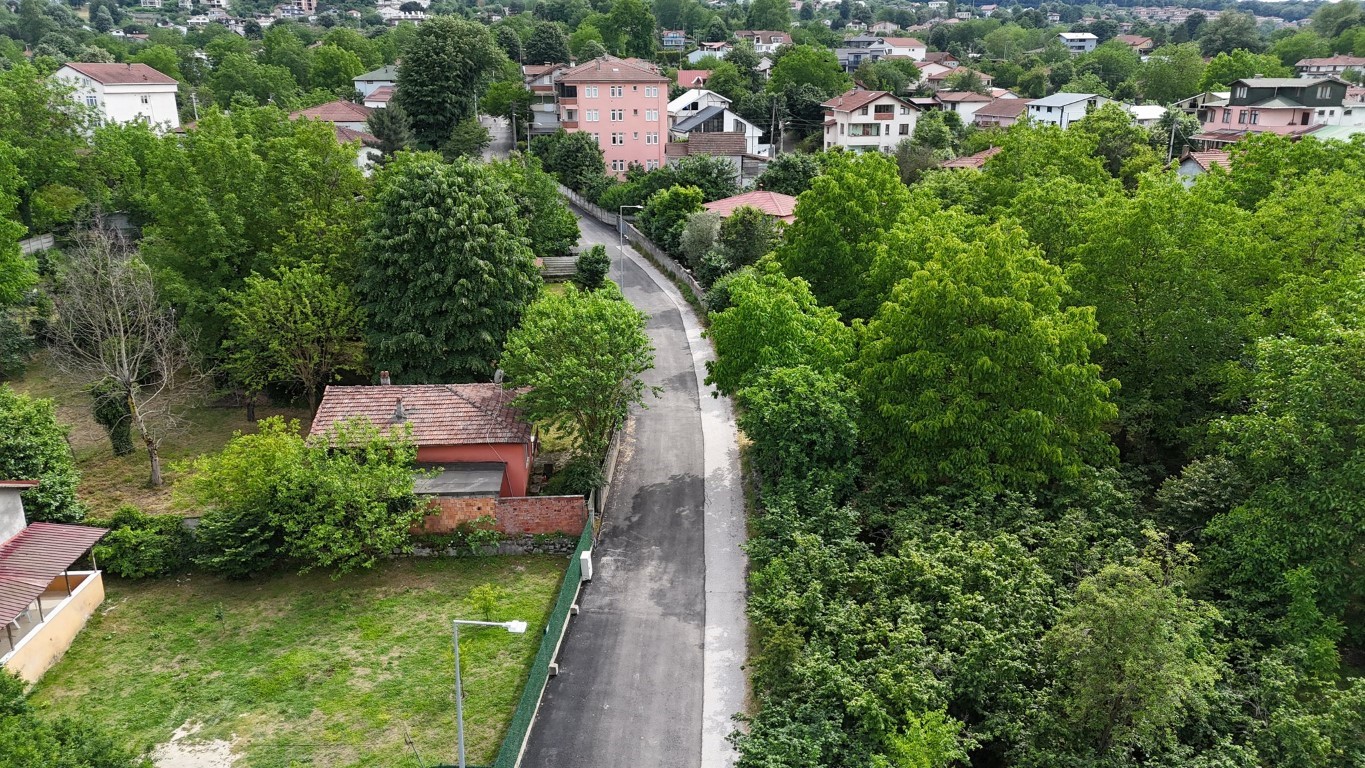 Kartepe’de yol konforu artırıldı