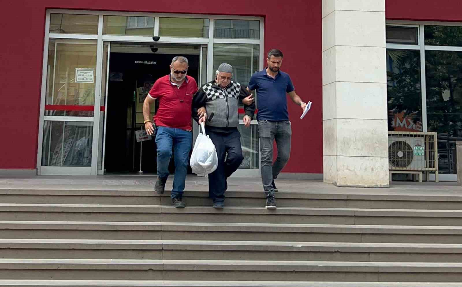 Turgutlu’da kedi öldüren şahıs tutuklandı