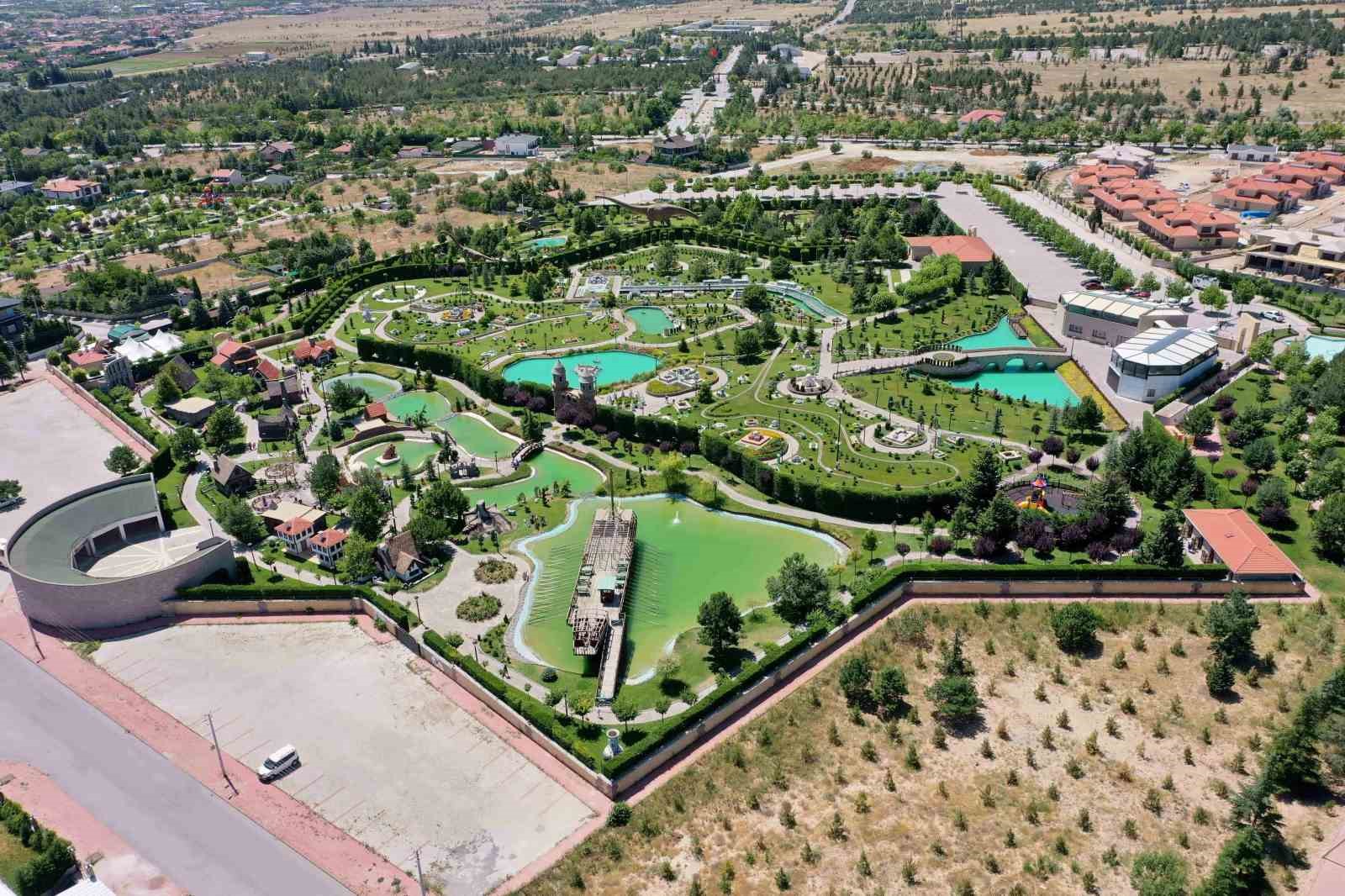 80 Binde Devr-i Alem Parkı’nda online bilet dönemi başladı