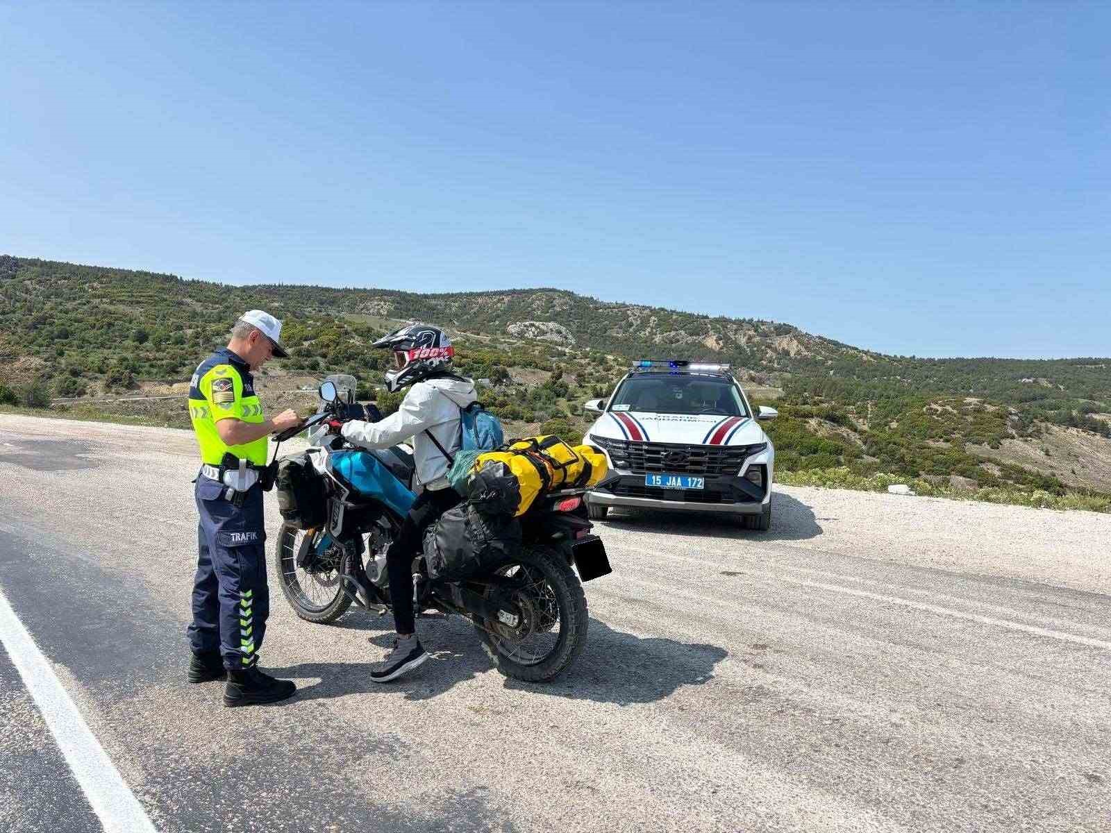 Burdur&rsquo;da 275 araca ceza uygulandı, 44 ara&ccedil; trafikten men edildi
