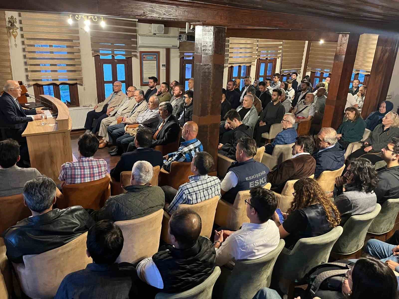 Prof. Dr. Mehmet Öz, Fatih Sultan Mehmed’in örnek alınmasını tavsiye etti