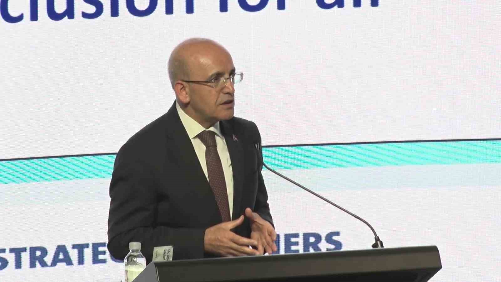 Hazine ve Maliye Bakanı Mehmet Şimşek:  "İslami finansman, günümüzde karşılaştığımız zorlukları düşündüğümüzde faydalı bir güzergâh ortaya çıkarabilir"