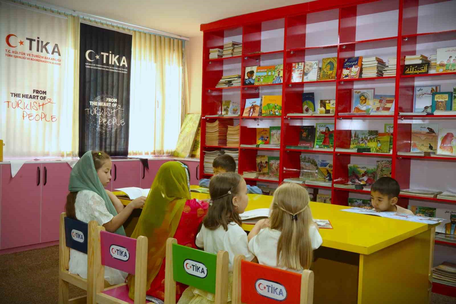 Afganistan’daki Halk Kütüphanesi’nin okuma salonu yenilendi