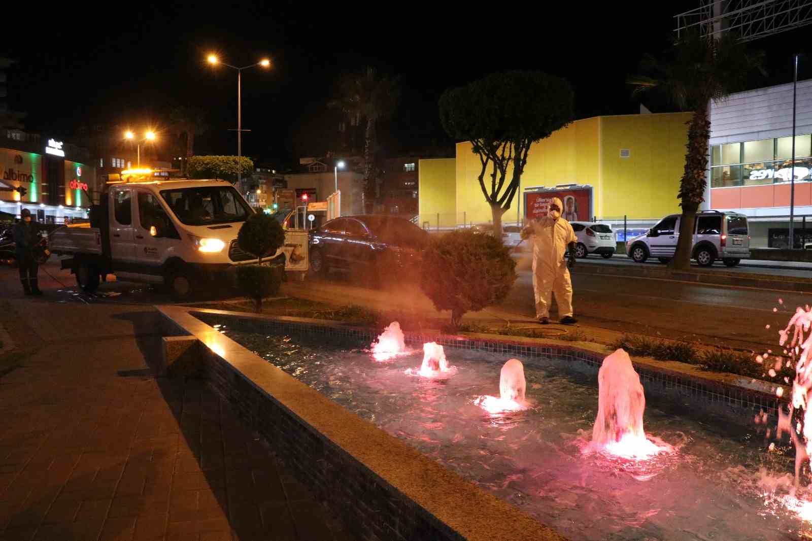 Alanya’da yeşil alanlarda zirai mücadele