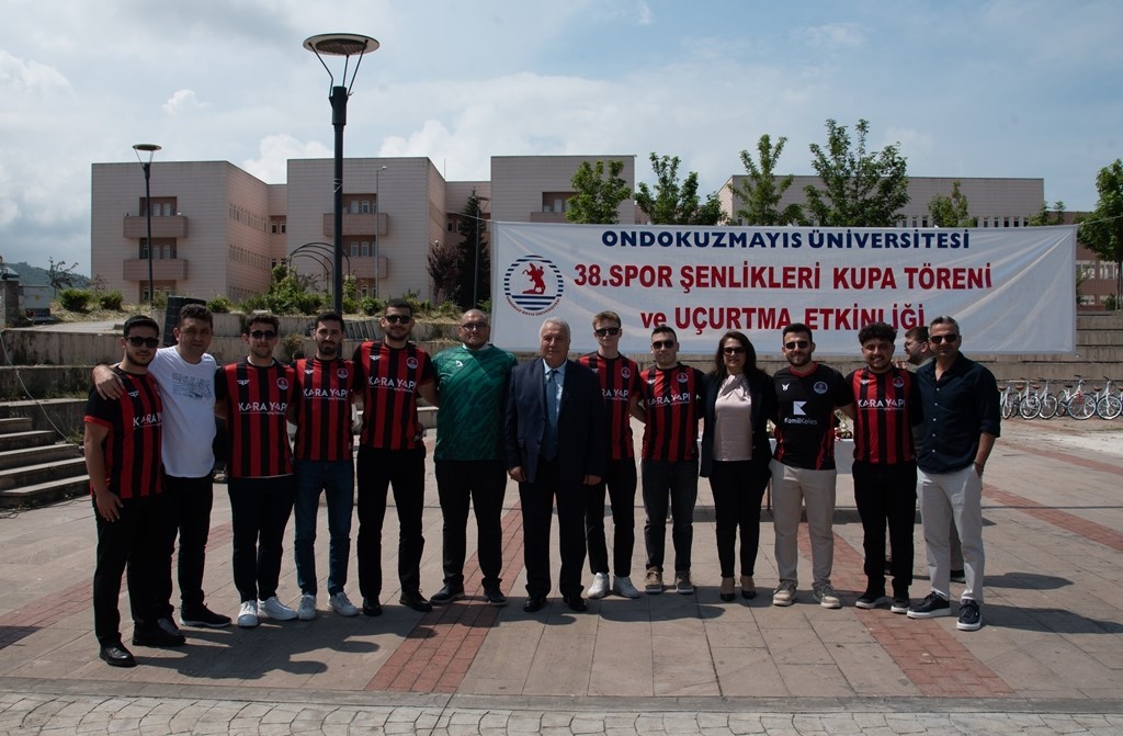 OM&Uuml;&rsquo;de &lsquo;38. &Uuml;niversite İ&ccedil;i Spor M&uuml;sabakaları Kupa T&ouml;reni&rsquo;
