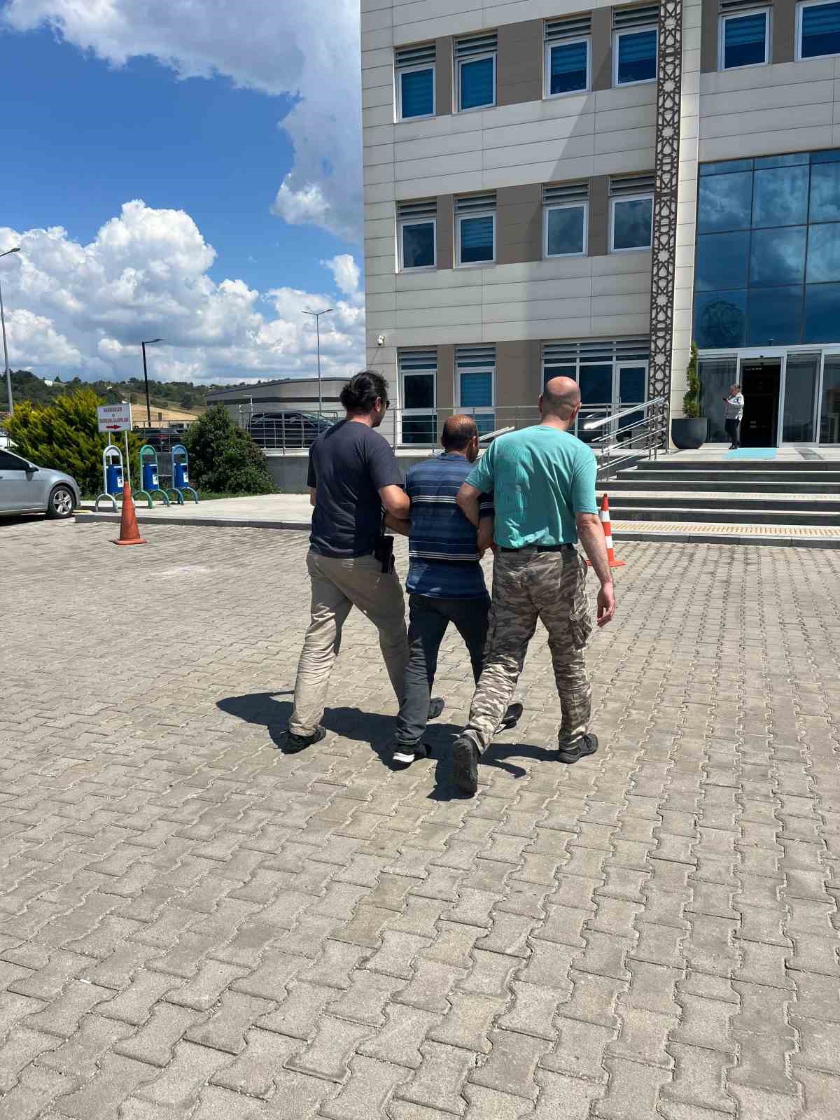 Biga’da aranan bir şahıs yakalandı