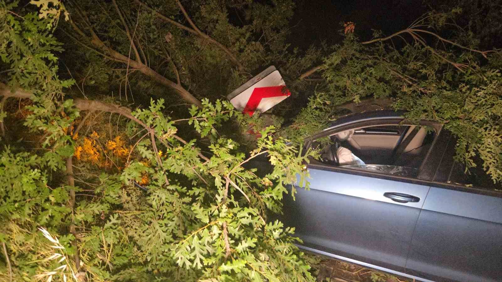 Motosiklet ile otomobil çarpıştı: 1 yaralı