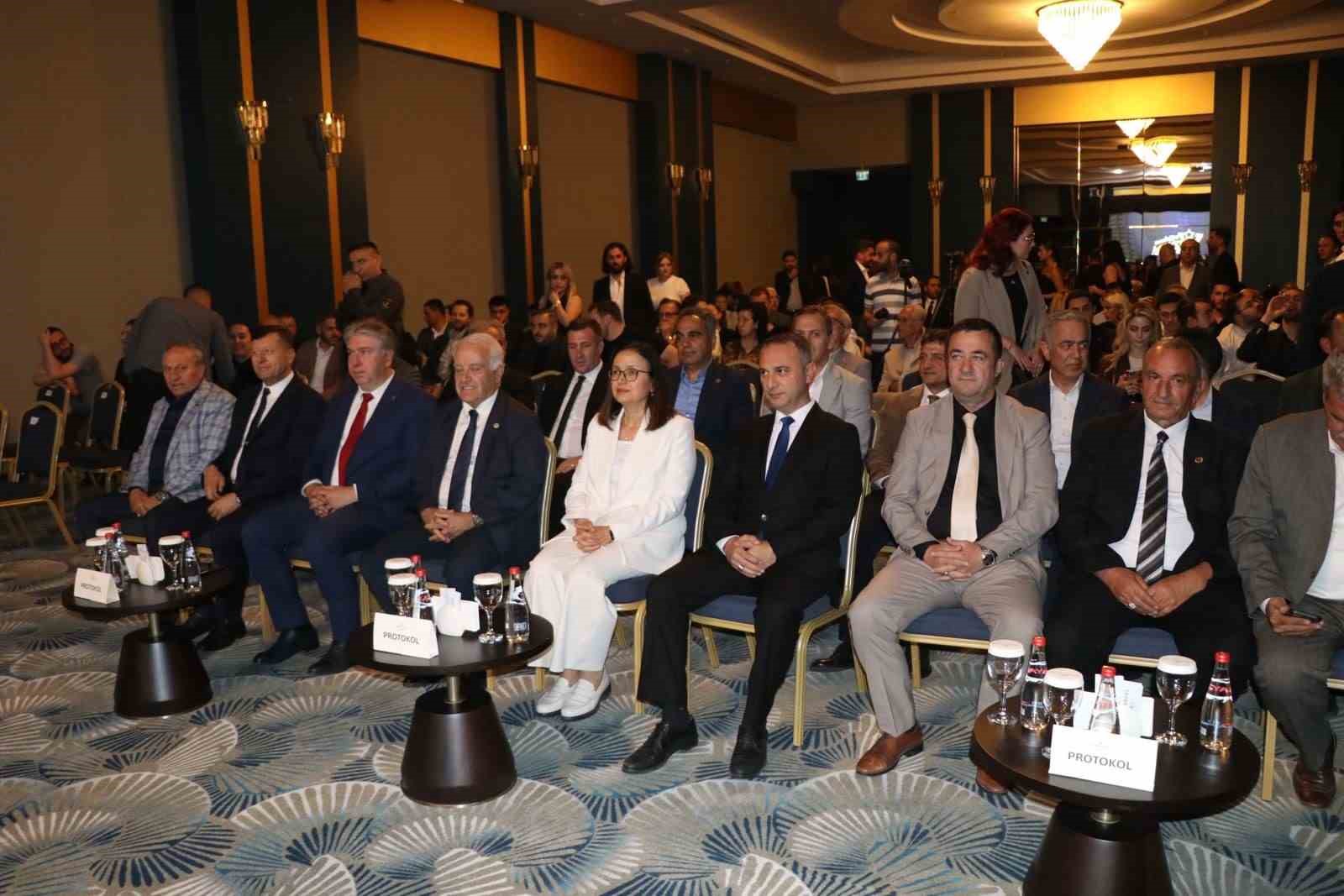 Yalova’da vizyon ödülleri sahiplerini buldu