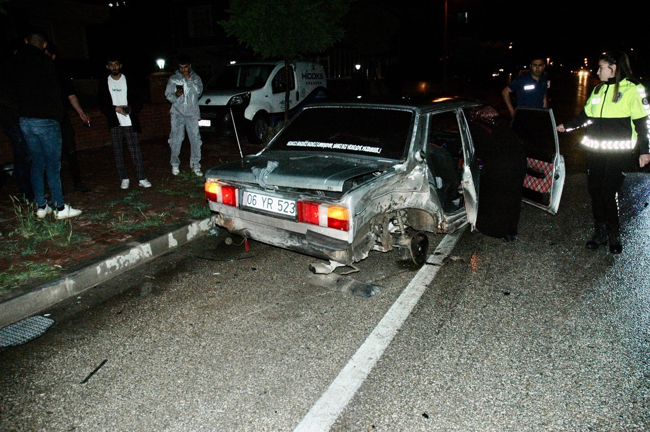 Konya&rsquo;da otomobiller &ccedil;arpıştı: 2 yaralı
