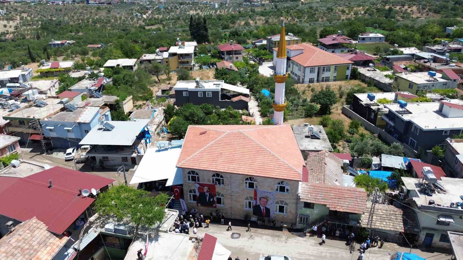Asrın felaketi sonrası Hatay’da inşa edilen 100’üncü cami ibadete açıldı