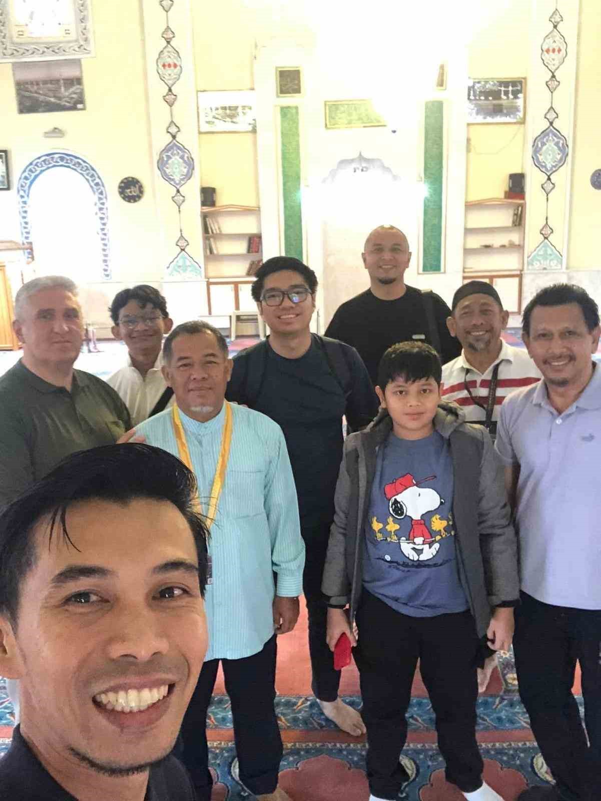 Malezyalı turistlerden Bereketli Camii’ne ikinci ziyaret