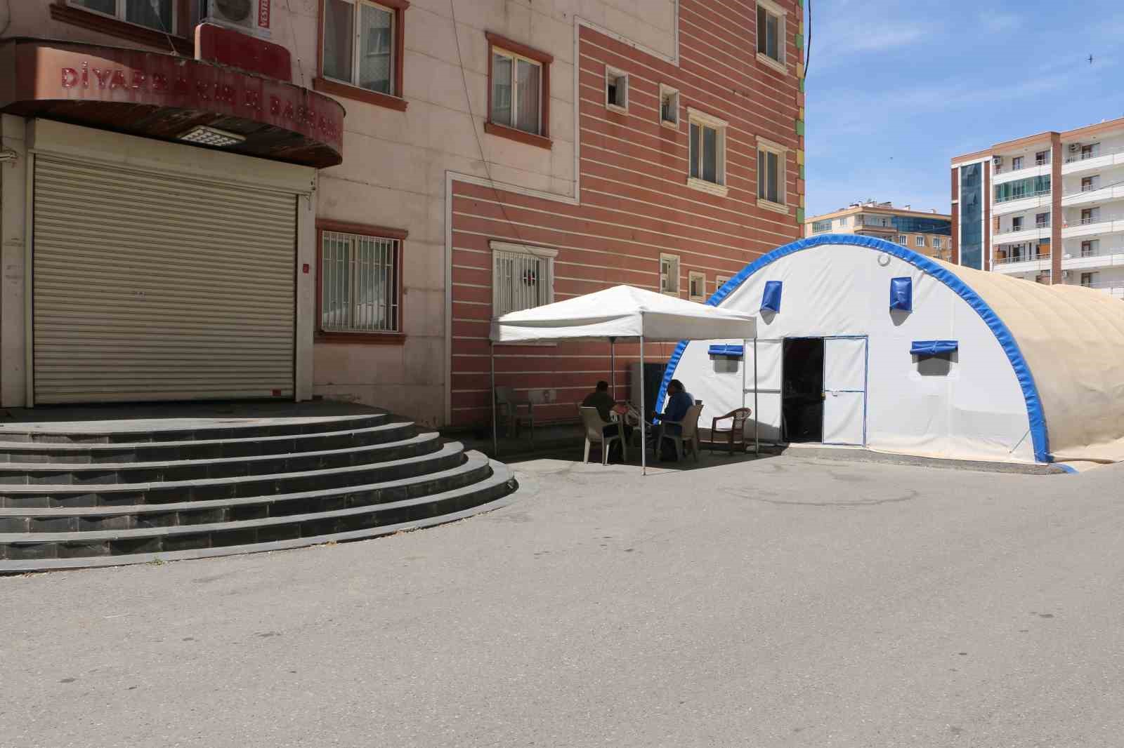 Diyarbakır anneleri bayramı üzgün geçirmek istemiyor