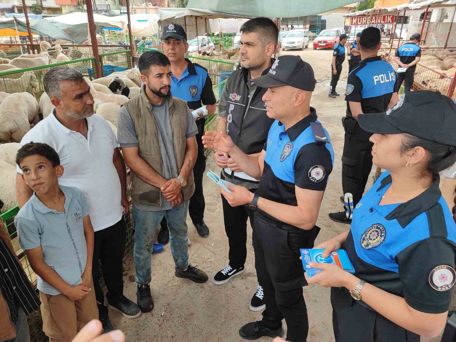 Polis, kurban satıcılarını dolandırıcı ve hırsızlara karşı uyardı
